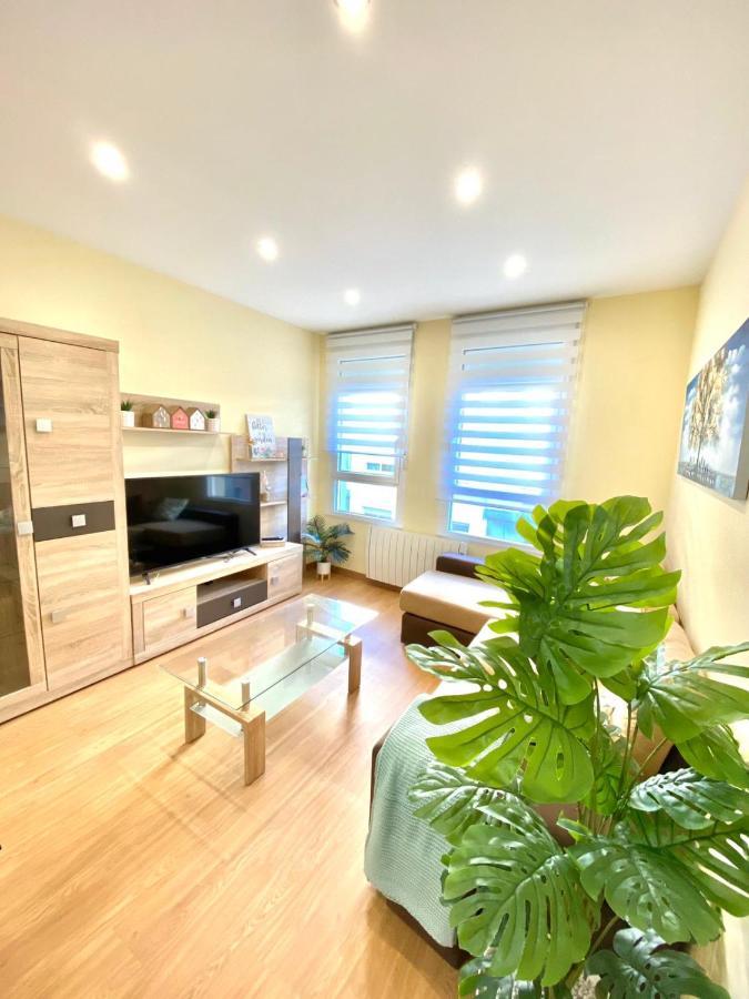 Arenal Home, Parking Gratis Луго Екстериор снимка